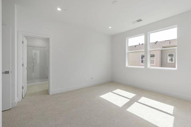 3201 Ivory Terrace, San Ramon CA: https://media.crmls.org/mediaz/c98275b4-0d13-4062-9b54-3edb75f8ab31.jpg