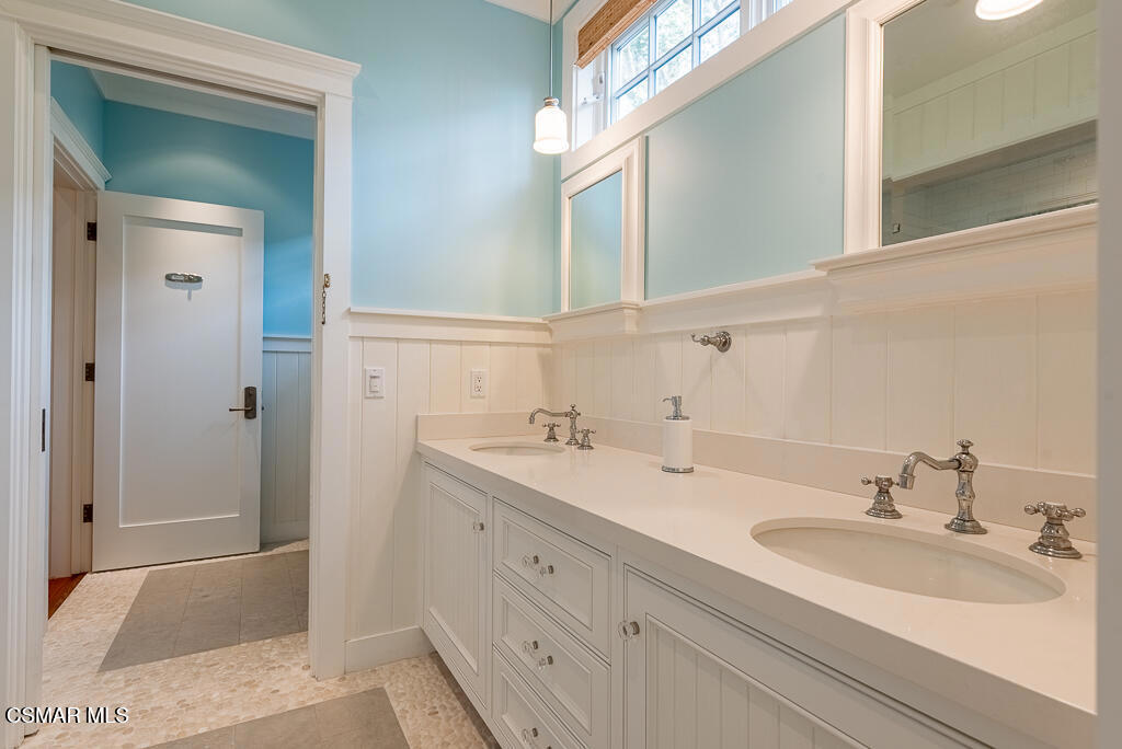 MLS #226003995 image #24