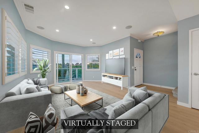 644 Grant Street, Oceanside CA: https://media.crmls.org/mediaz/c9830317-dd00-4305-9126-c7e25db08bf8.jpg