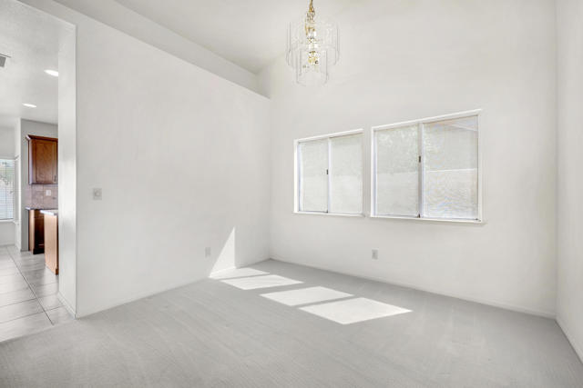 40180 Eastwood Lane, Palm Desert CA: https://media.crmls.org/mediaz/c98336f4-030b-4bda-83b7-0d03bf03f7d6.jpg