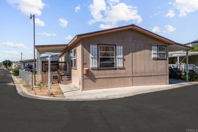 402 63Rd Street, San Diego CA: https://media.crmls.org/mediaz/c983a8ae-b6c8-4a48-a0c8-fb754e6154fe.jpg