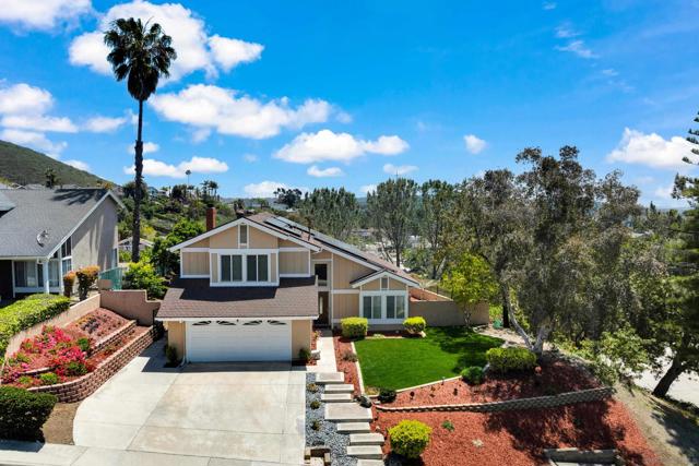 9959 Riverhead Dr, San Diego CA: https://media.crmls.org/mediaz/c98535de-51c9-4a9e-9651-0e70b093ced6.jpg