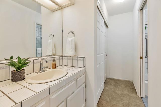 1555 Hecker Pass Road, Gilroy CA: https://media.crmls.org/mediaz/c98621b3-c355-4922-b9b6-122c45ef0fd2.jpg