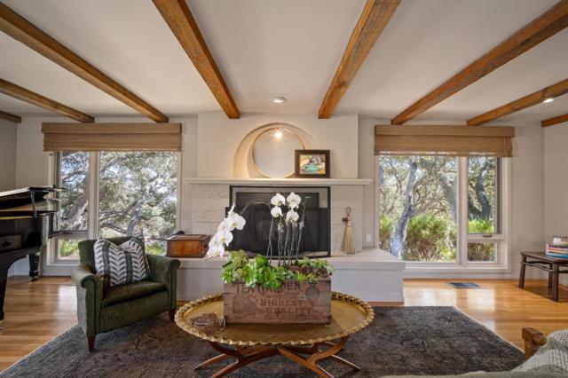 12500 Saddle Way, Carmel Valley CA: https://media.crmls.org/mediaz/c986b957-72e9-4026-a68f-025ba6619211.jpg