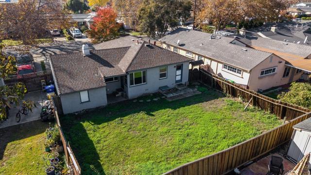 17472 Via Segundo, San Lorenzo CA: https://media.crmls.org/mediaz/c986cc69-9aca-4213-9ad8-f09f54b3b01c.jpg