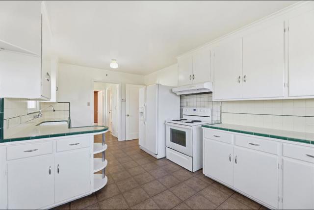 5164 Carter Avenue, San Jose CA: https://media.crmls.org/mediaz/c988d12e-3ae6-4e2e-9787-61cc2179d0c2.jpg