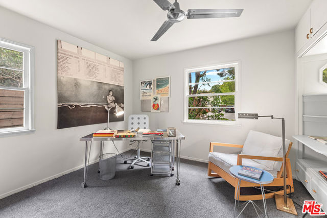 3761 Ashwood Avenue, Los Angeles CA: https://media.crmls.org/mediaz/c9895ab0-a562-46c5-b281-84016b911078.jpg
