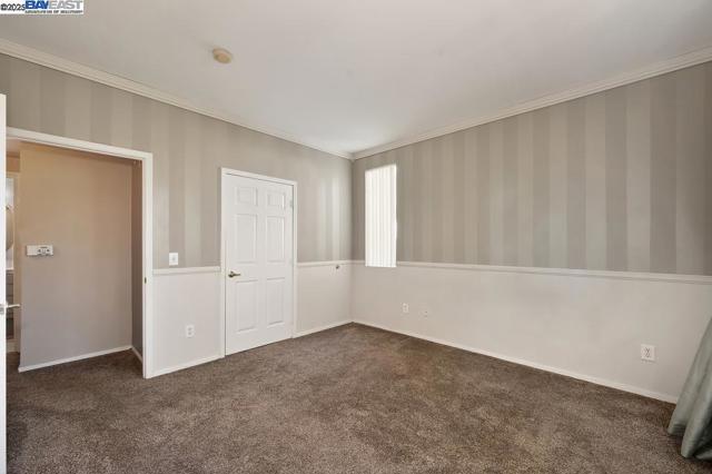 701 Gibson Dr, Roseville CA: https://media.crmls.org/mediaz/c9897daa-09f4-4e5e-b876-ea528be76abe.jpg