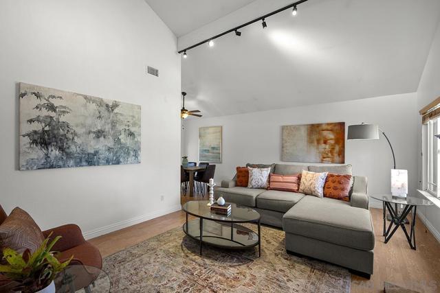 4635 Pauling Avenue, San Diego CA: https://media.crmls.org/mediaz/c98987f4-9d0a-4384-bd4a-d720ad24bb49.jpg