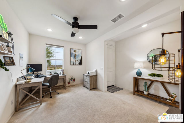Image 4 of 43 For 85366 Giorno Court