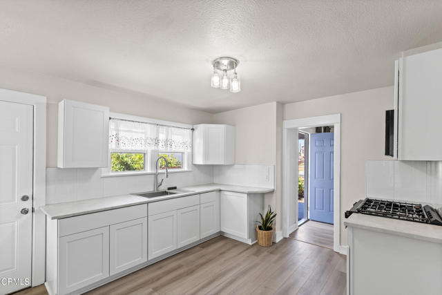 Detail Gallery Image 18 of 34 For 618 S C St, Oxnard,  CA 93030 - 2 Beds | 1 Baths