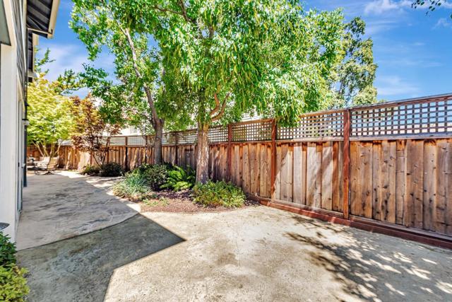 1257 Cobblestone Drive, Campbell CA: https://media.crmls.org/mediaz/c98bb9d3-0b83-4037-9ab5-88b6aea93a07.jpg