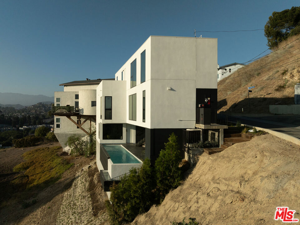 MLS #26859917 image #38