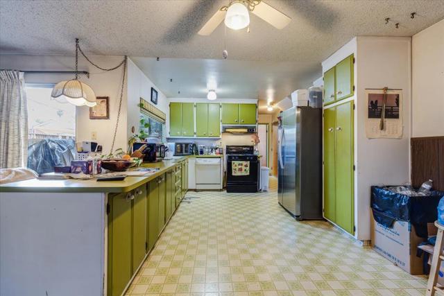 2074 Ashwood Lane, San Jose CA: https://media.crmls.org/mediaz/c98c0731-16f4-4652-867c-da9f9d4269c4.jpg