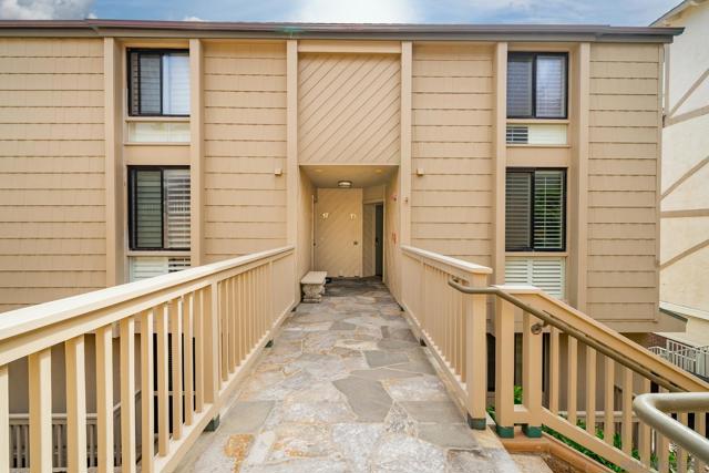 Image 4 of 45 For 2955 Ocean Street  19