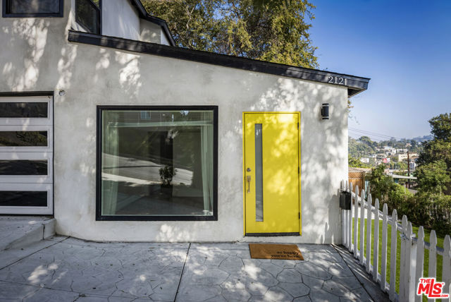 1402 Allesandro Street, Los Angeles CA: https://media.crmls.org/mediaz/c98cf09a-75ad-4c6d-8daf-c4e41f6159c7.jpg