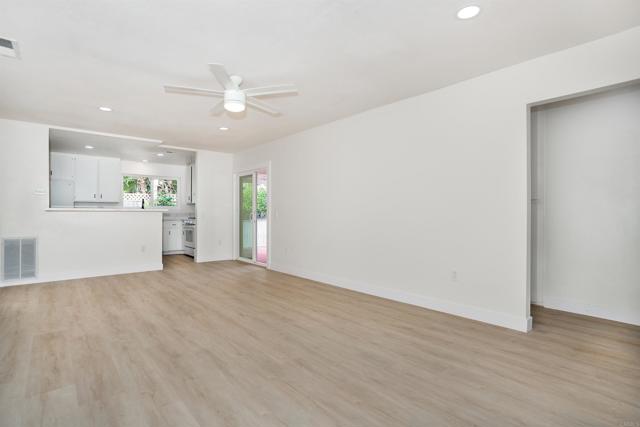 1441 Peacock Blvd, Oceanside CA: https://media.crmls.org/mediaz/c98cfb12-1743-44cf-ac9d-38489762bb05.jpg