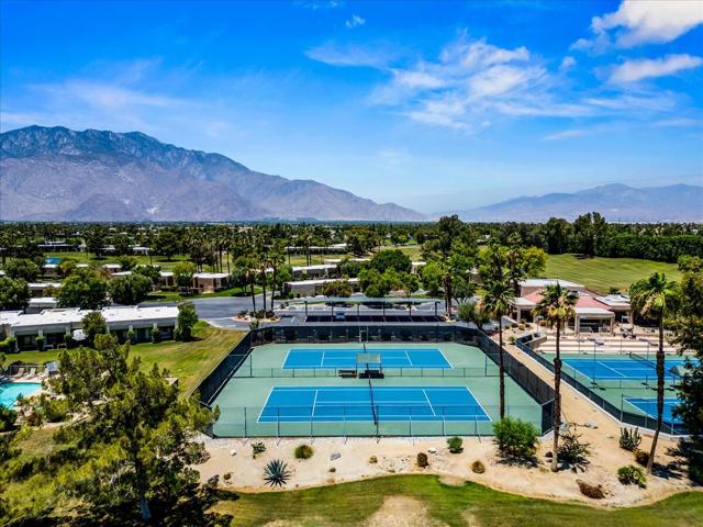 67527 N Portales Drive, Cathedral City CA: https://media.crmls.org/mediaz/c98d76a9-8e45-4c62-9d38-498e431b50ab.jpg