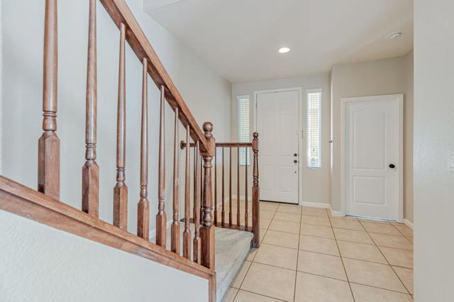 3760 Mirtoon Sea Avenue, Sacramento CA: https://media.crmls.org/mediaz/c98dda1e-7502-49a5-bd7e-6ed8ce8811e6.jpg