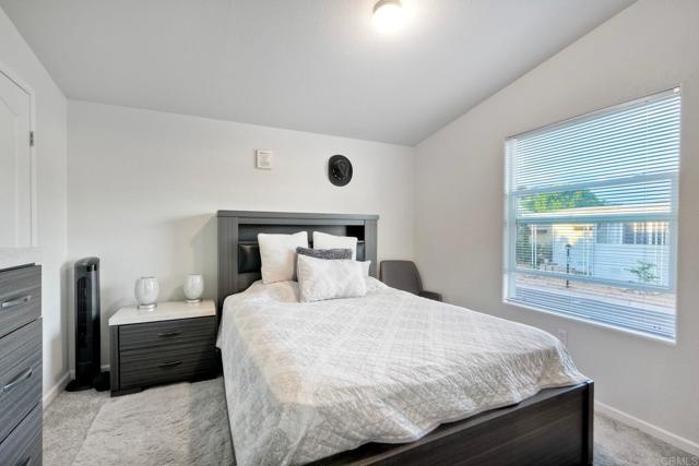 2700 E valley park way, Escondido CA: https://media.crmls.org/mediaz/c98e112c-0e06-4858-98bd-a8eeab6eee42.jpg
