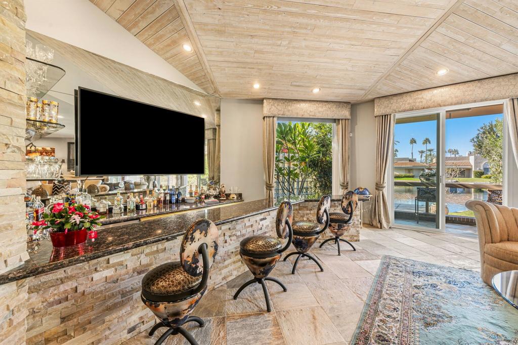 MLS #219139489DA image #17