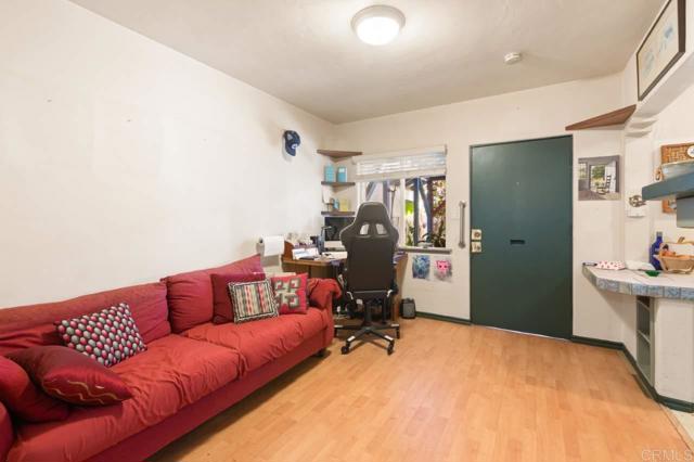 Image 17 of 37 For 4245 41st Street