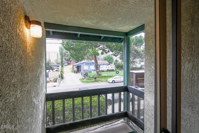6832 1/2 Saint Estaban Street, Los Angeles CA: https://media.crmls.org/mediaz/c992dbe8-a89a-4cb7-bc20-335346f7afaa.jpg
