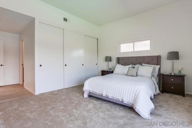 15034 Jenell St, Poway CA: https://media.crmls.org/mediaz/c993b162-8ae9-4f6e-bbe9-e2555d8d2bbd.jpg