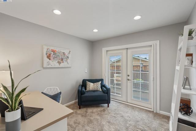 2682 Pickfair Ln, Livermore CA: https://media.crmls.org/mediaz/c9948daa-adcb-49fa-bcaa-7af455b5b974.jpg