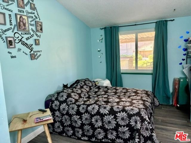 2 Bed Home for Sale in Newhall, California