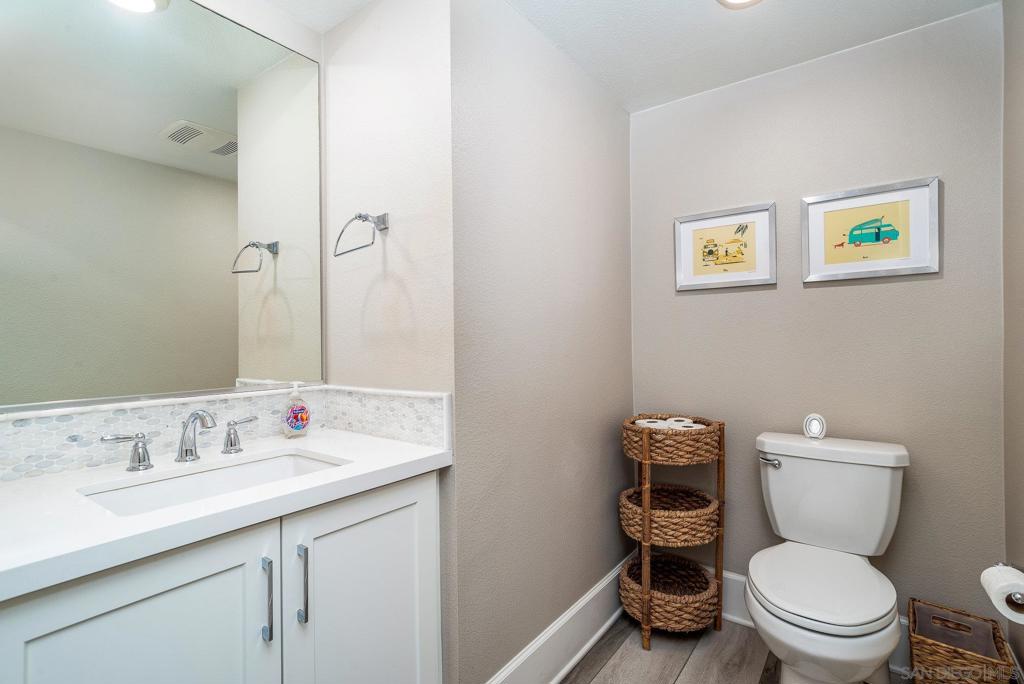 807 Santa Barbara Pl - photo 7