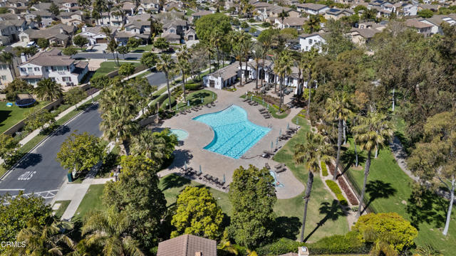 2012 Keltic Lodge Drive, Oxnard CA: https://media.crmls.org/mediaz/c997e4b9-a38b-4fb0-91ab-93f7b32eeddf.jpg