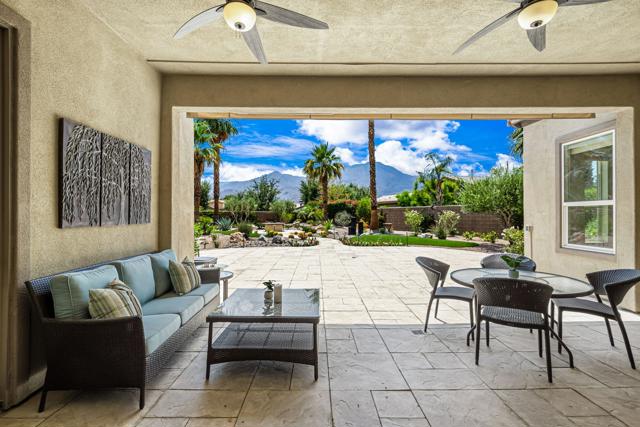 81943 Prism Drive, La Quinta CA: https://media.crmls.org/mediaz/c998ad6d-ecda-428a-9ecc-1da5bd5eec8d.jpg