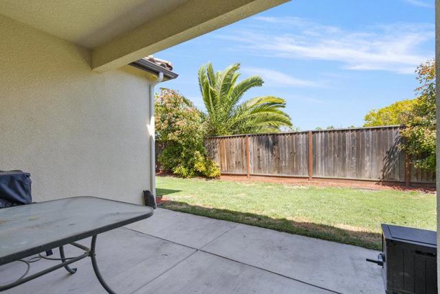 471 Segovia Drive, Hollister CA: https://media.crmls.org/mediaz/c9990704-2cf1-425b-b32f-2c69f703d530.jpg