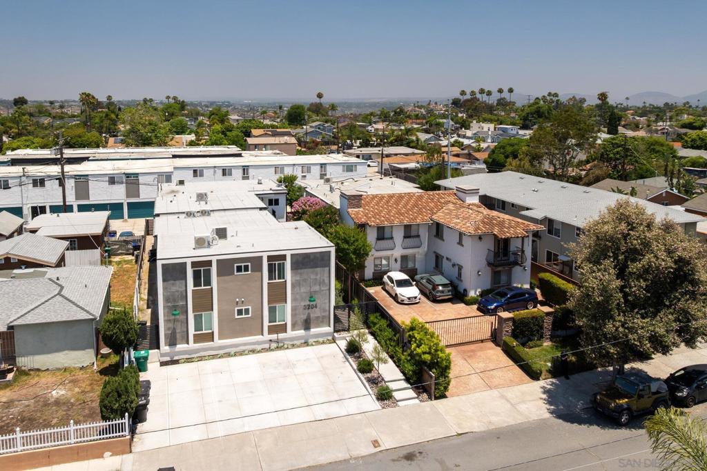 MLS #250042597SD image #10