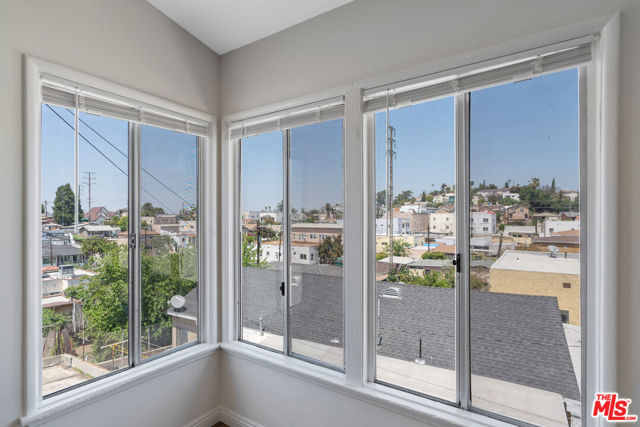 945 N Ditman Avenue, Los Angeles CA: https://media.crmls.org/mediaz/c9992b8a-d779-4aea-9814-b9647f28cd1f.jpg