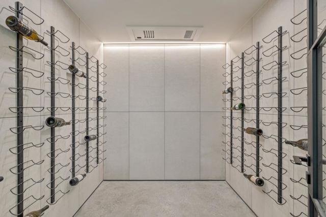 25251 La Rena Lane, Los Altos Hills CA: https://media.crmls.org/mediaz/c99a4517-4e5f-446b-a9ce-2a3a0d32d4b4.jpg