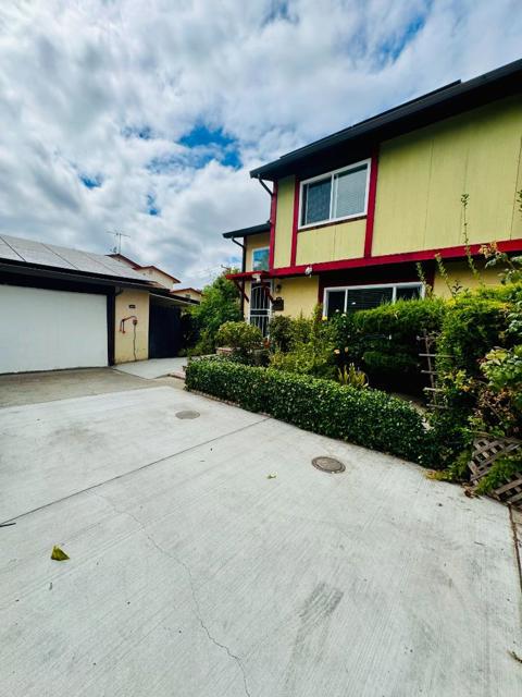 2625 Autumnvale Drive, San Jose CA: https://media.crmls.org/mediaz/c99ad936-fb3f-44d7-a49d-961fc6f73679.jpg