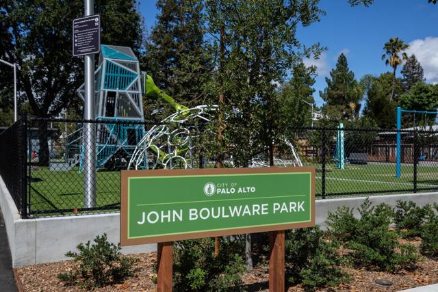 360 Fernando Avenue, Palo Alto CA: https://media.crmls.org/mediaz/c99be75a-c775-43fb-9b5a-fea2da7dae62.jpg