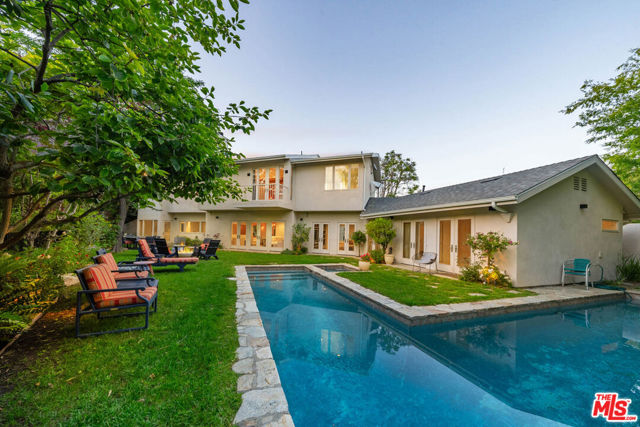 10148 Angelo Circle, Beverly Hills CA: https://media.crmls.org/mediaz/c99bfa0c-ec23-4d90-a3a6-22f81076e806.jpg