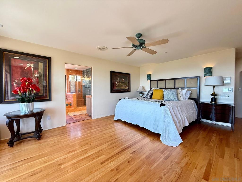 MLS #250029610SD image #27