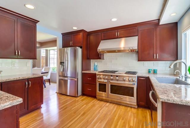 Stunning remodeled kitchen with top-of-the-line stainless appliances!