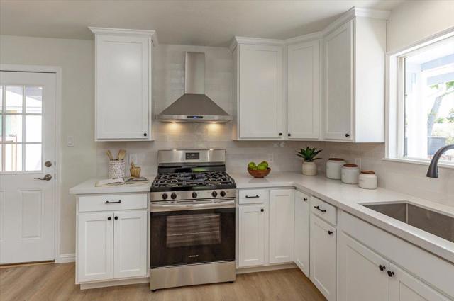 535 Menker Avenue, San Jose CA: https://media.crmls.org/mediaz/c99ce503-6373-475f-a209-927202b7e650.jpg
