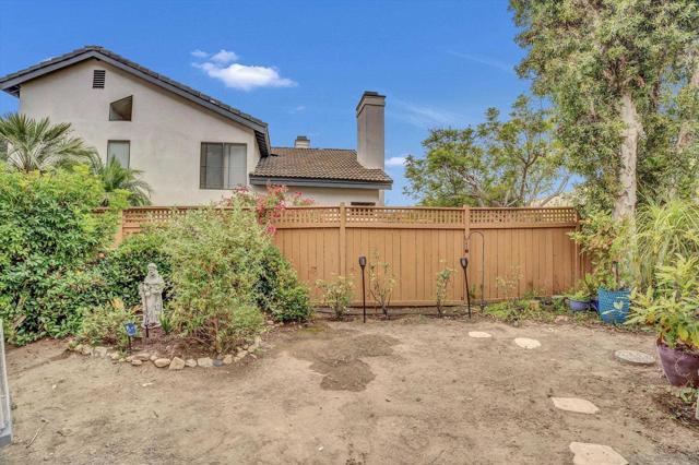 6426 Caminito Listo, San Diego CA: https://media.crmls.org/mediaz/c99e208e-ce8b-45d3-bc32-097f7e7bcb5c.jpg