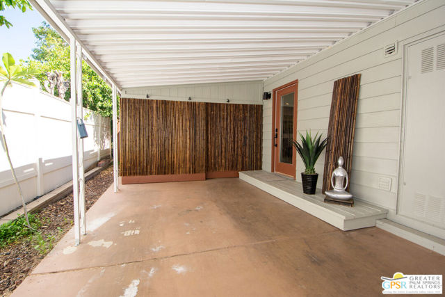 480 Calle Madrigal, Cathedral City CA: https://media.crmls.org/mediaz/c99e5e3f-e117-446f-b4a5-6c62197202e4.jpg