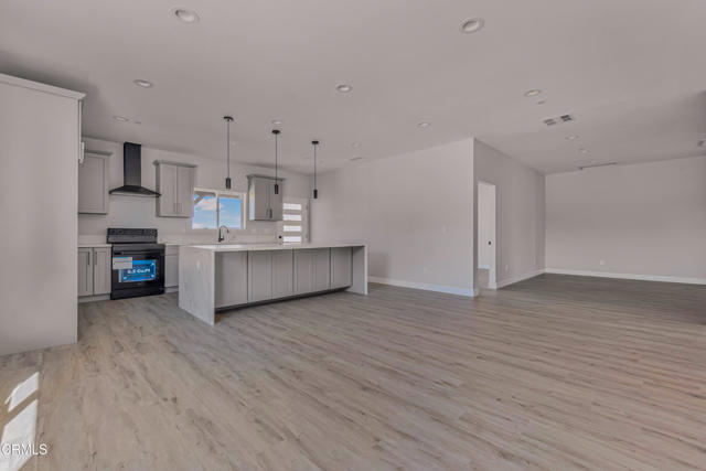 Detail Gallery Image 8 of 35 For 36309 85th St, Littlerock,  CA 93543 - 4 Beds | 3 Baths