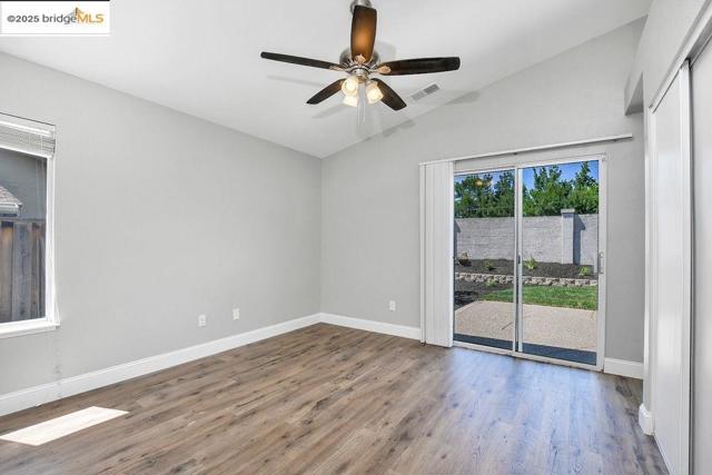 668 Miller Dr, Oakley CA: https://media.crmls.org/mediaz/c99f35f3-2737-4ac0-bf10-345c416c0479.jpg