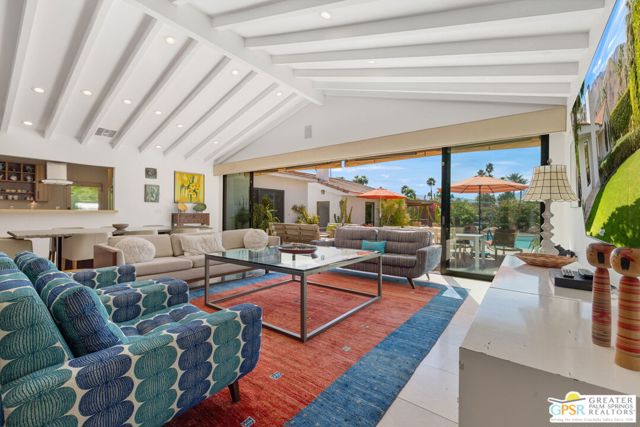 Image 26 of 57 For 311 Via Sol  