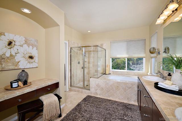 12647 Westly Ln, San Diego CA: https://media.crmls.org/mediaz/c9a1d538-0632-4c28-8cce-5760e09f92c6.jpg