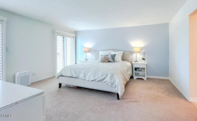 Detail Gallery Image 16 of 20 For 1745 Holly Dr #301,  Glendale,  CA 91206 - 3 Beds | 2 Baths